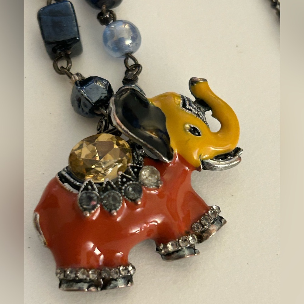 Necklace vintage blue Art Glass enameled Elephant red yellow black crystal beads - Picture 2 of 12